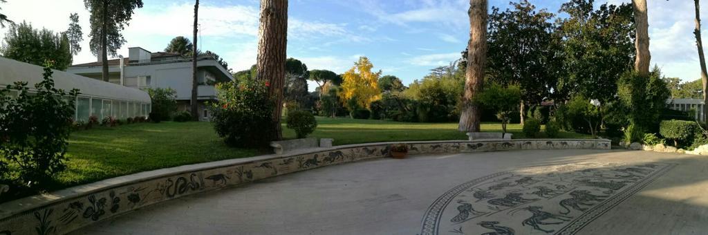Casa Per Ferie Cardinal G. Guarino Bed & Breakfast Roma Exterior foto